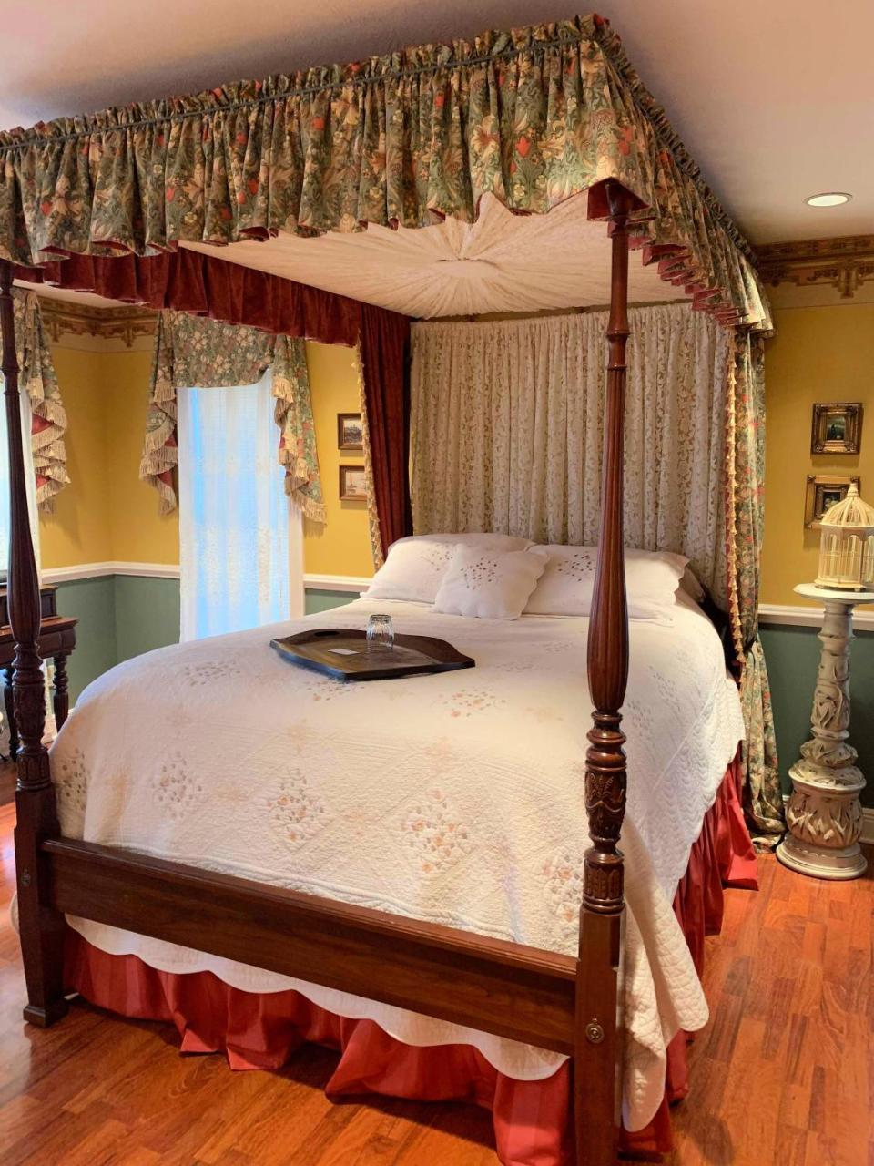 Bed and Breakfast The Lake Manor à Morgantown Extérieur photo
