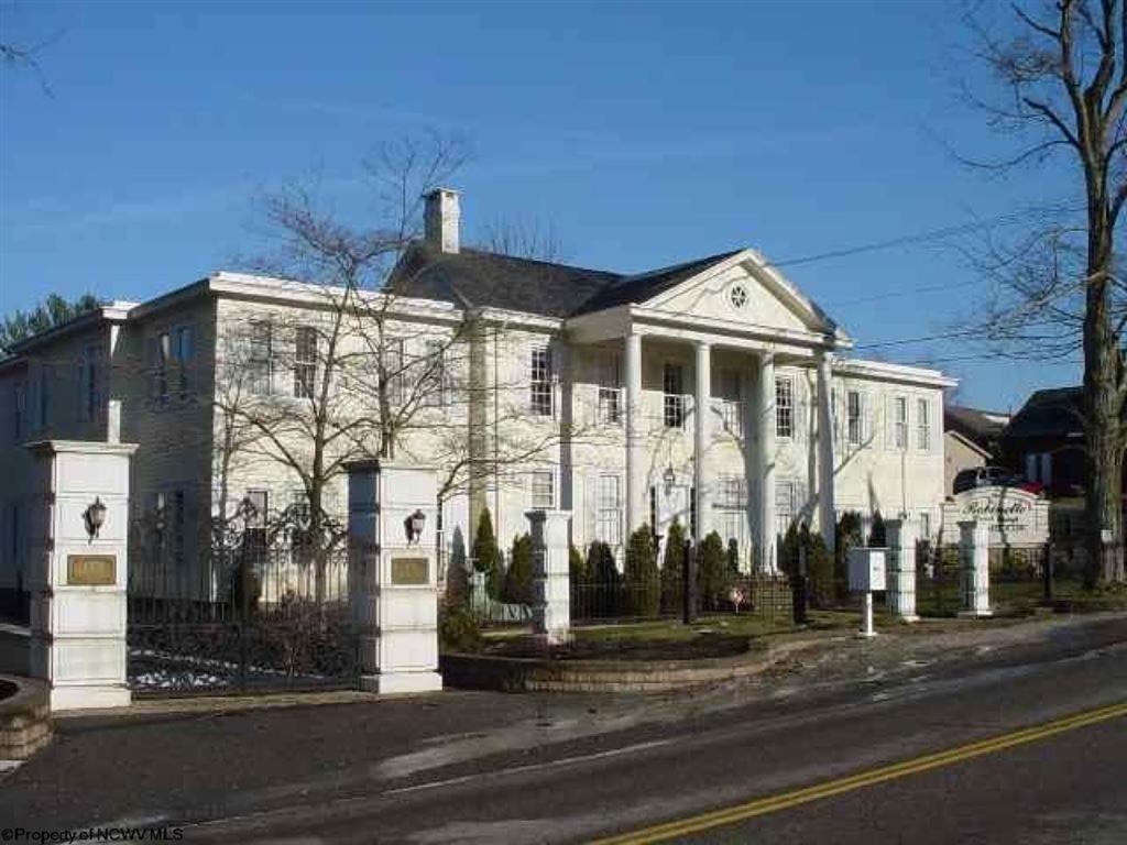Bed and Breakfast The Lake Manor à Morgantown Extérieur photo